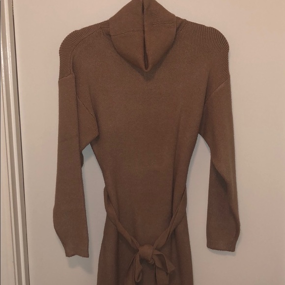 Gorgeous camel/tan sweater dress by day&night - Picture 5 of 5